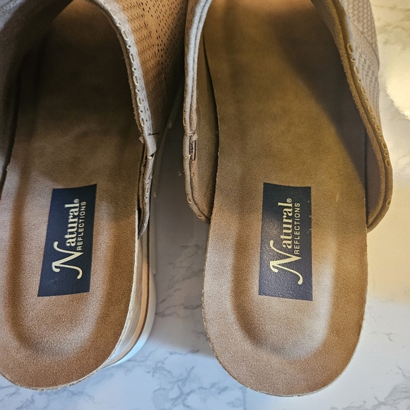 Natural Reflections Constance Tan Slide Sandals - Picture 2 of 9